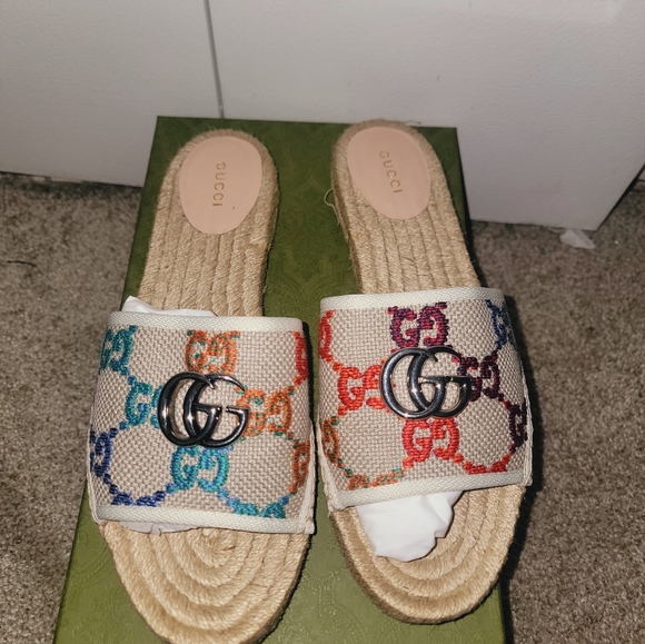 Gucci sandals - Picture 2 of 5